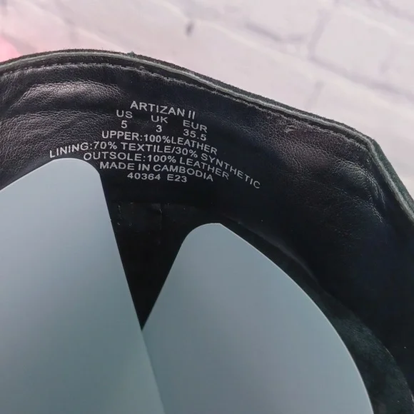 Lauren Ralph Lauren Suede Pull On Boot NWT - Picture 6 of 10